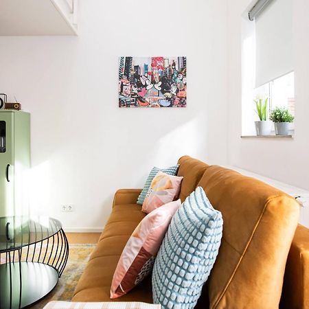 Loftartige Wohnung In Augsburg-Pfersee エクステリア 写真