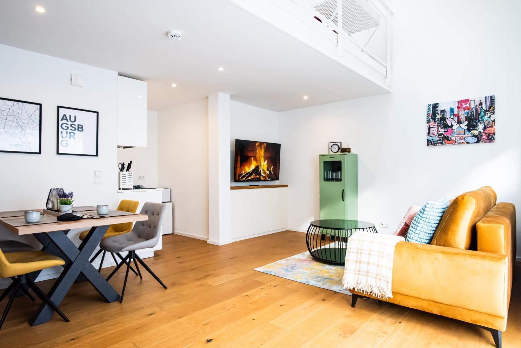 Loftartige Wohnung In Augsburg-Pfersee エクステリア 写真